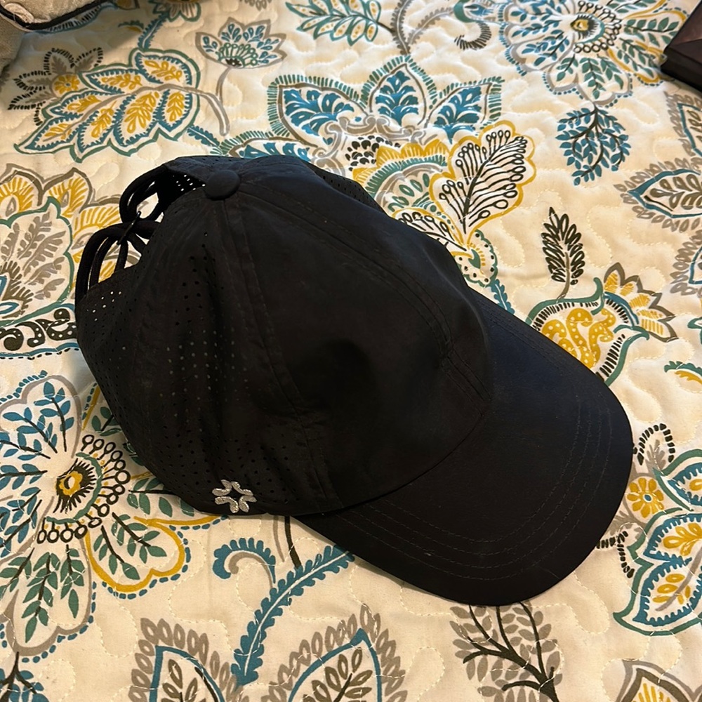 Vimhue Black Ball Cap